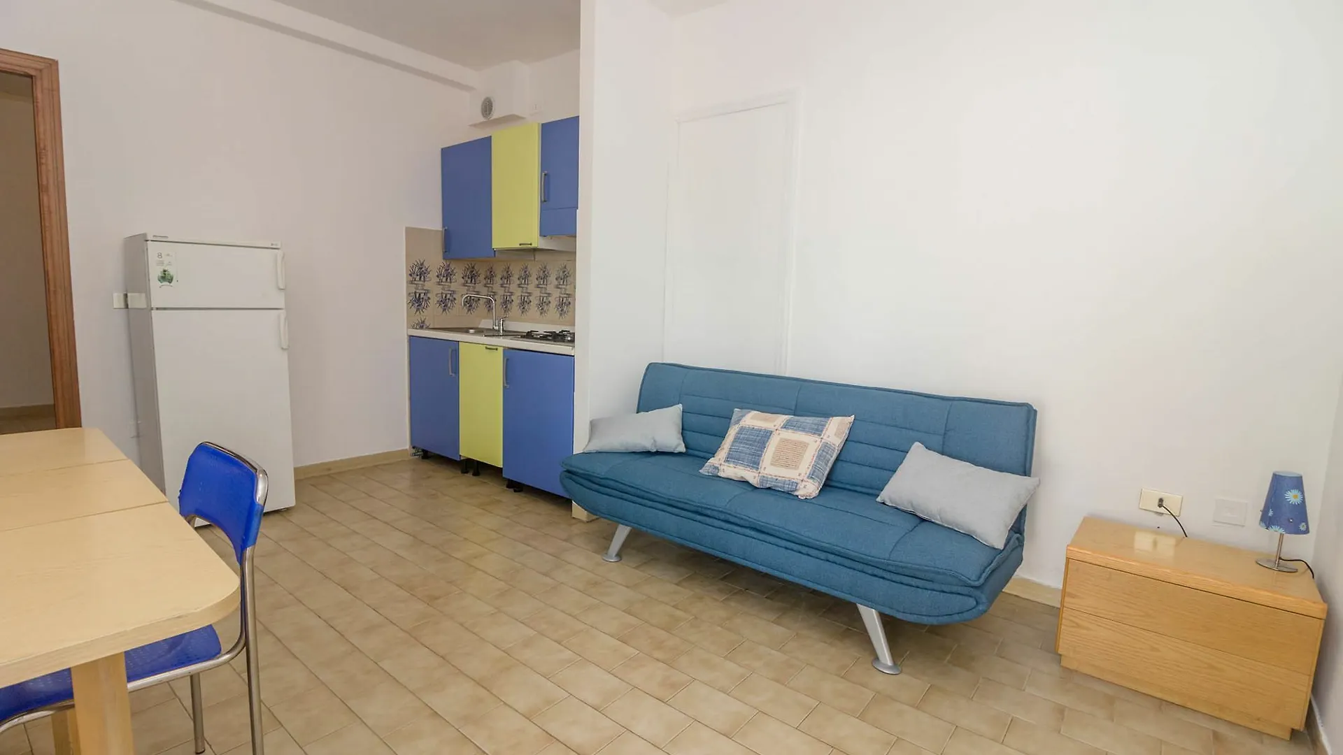 Villa Paola Loano 0*,  Italië