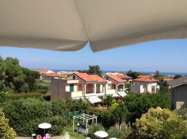 Villa Paola Loano 0*,